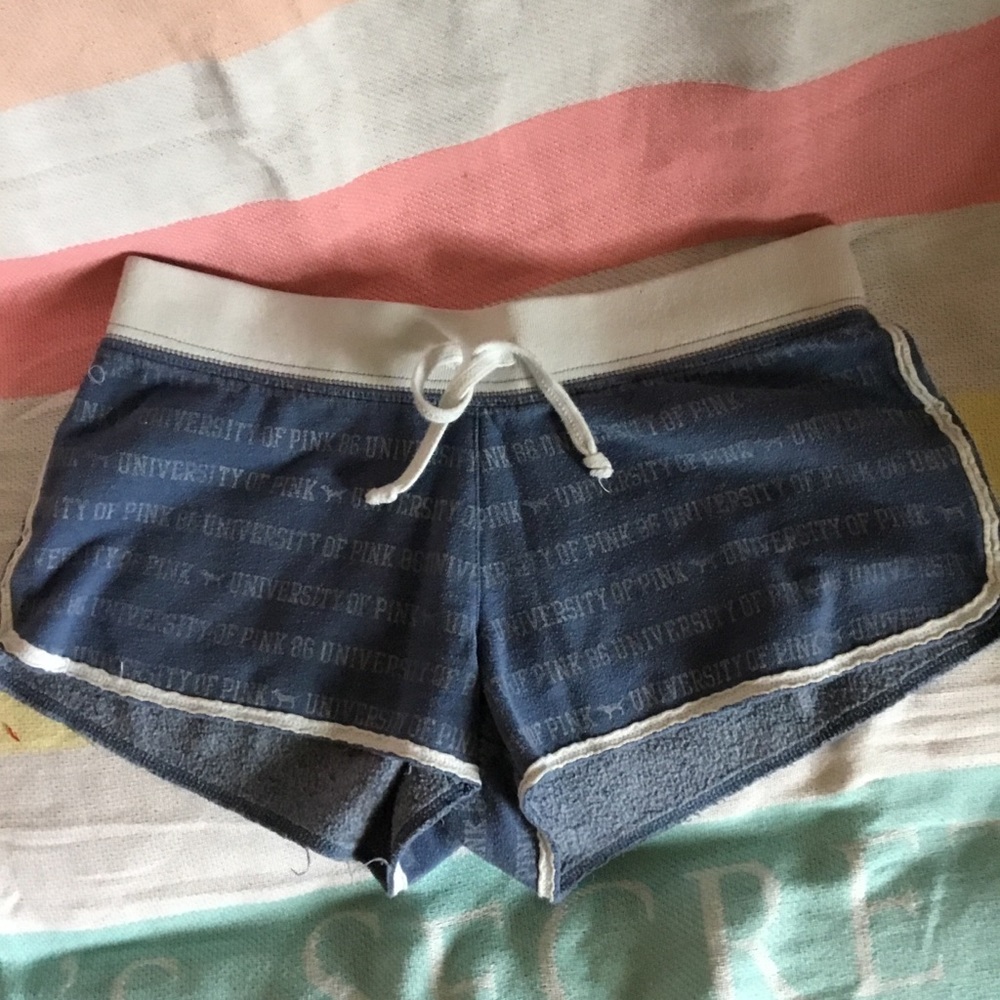 VS Pink Summer Shorts - Picture 5 of 7